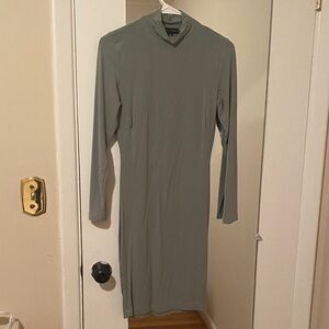 Jluxlabel dress light green. Stretchy. Worn a few times. Excellent condition!